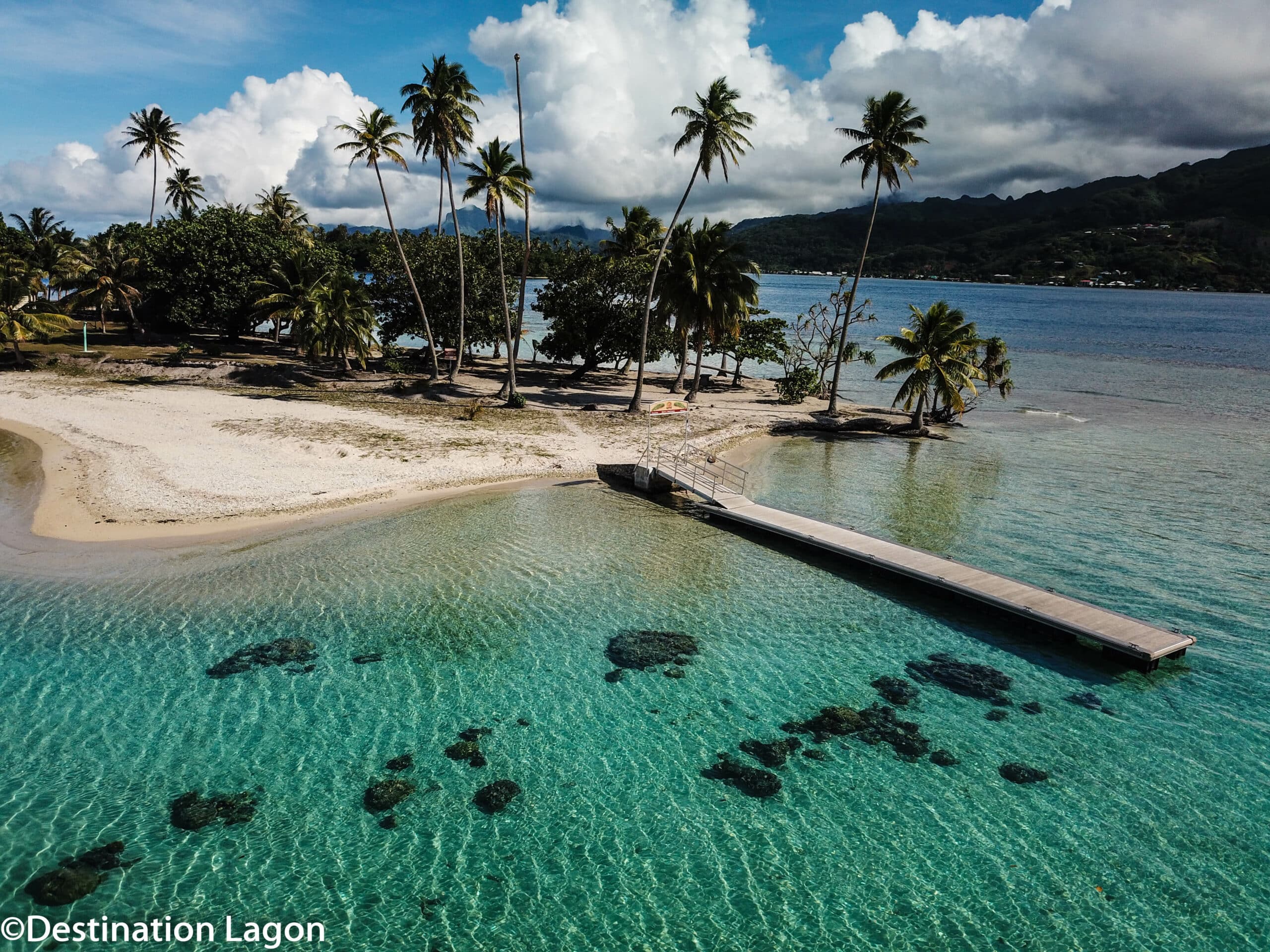 Vue aérienne du motu ofetaro